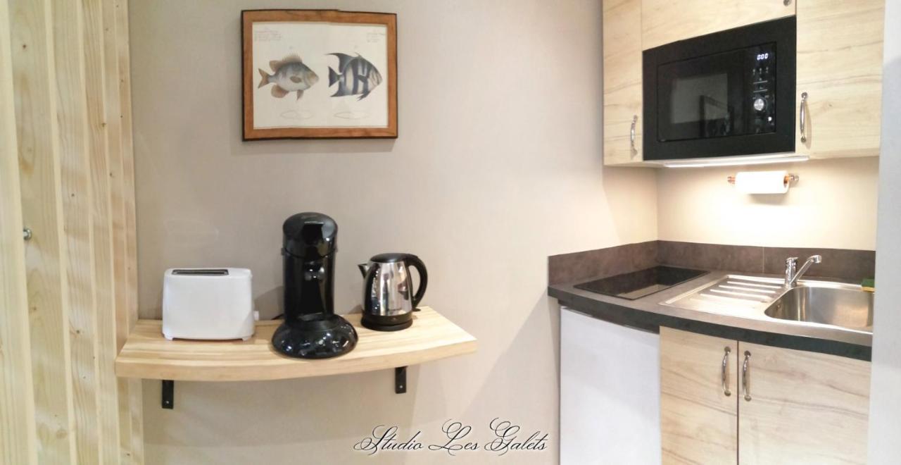 La Venelle Du Bassin Apartment Honfleur Bagian luar foto