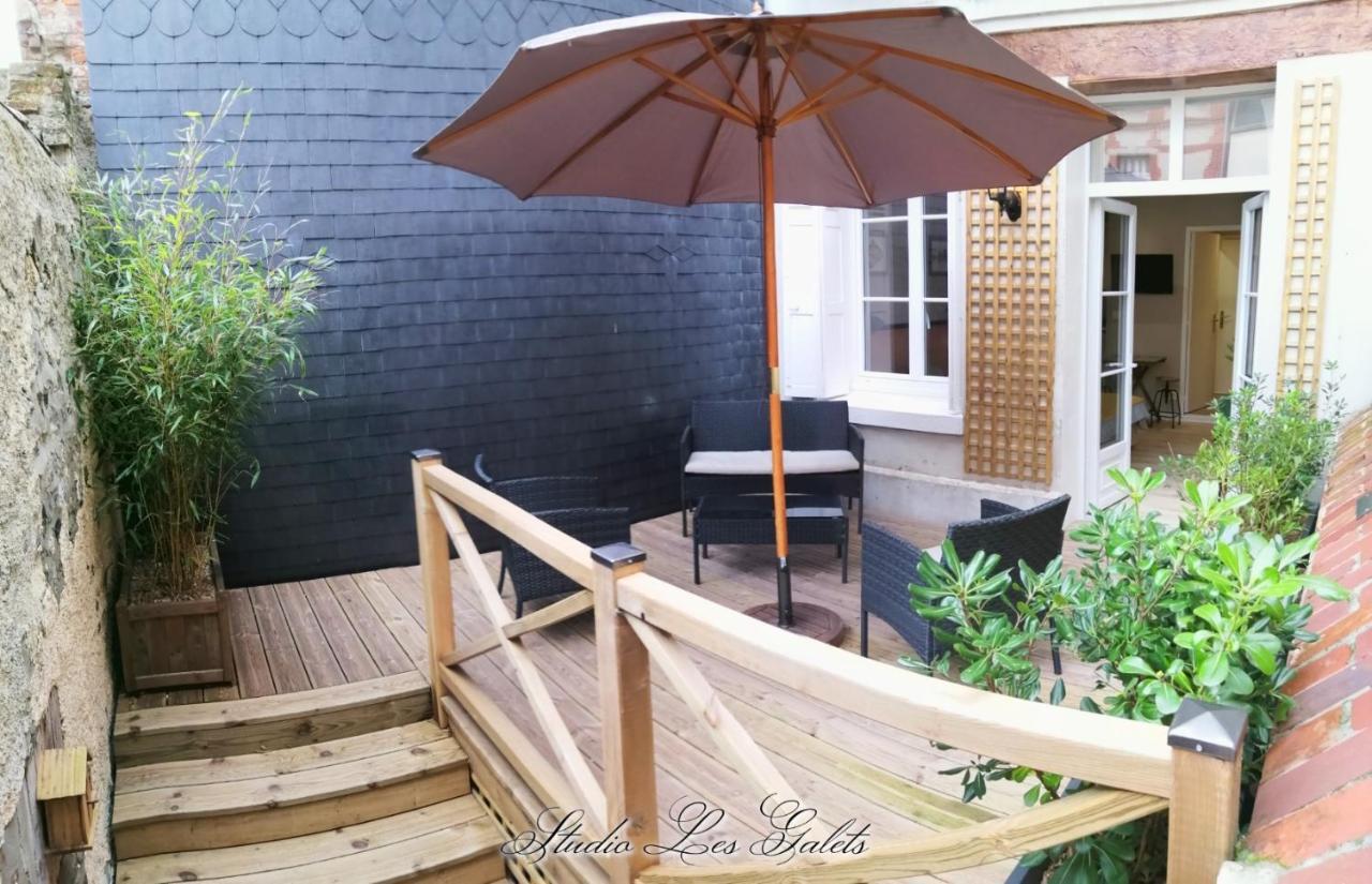 La Venelle Du Bassin Apartment Honfleur Bagian luar foto