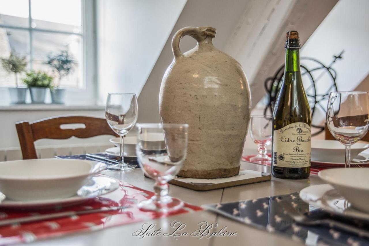 La Venelle Du Bassin Apartment Honfleur Bagian luar foto