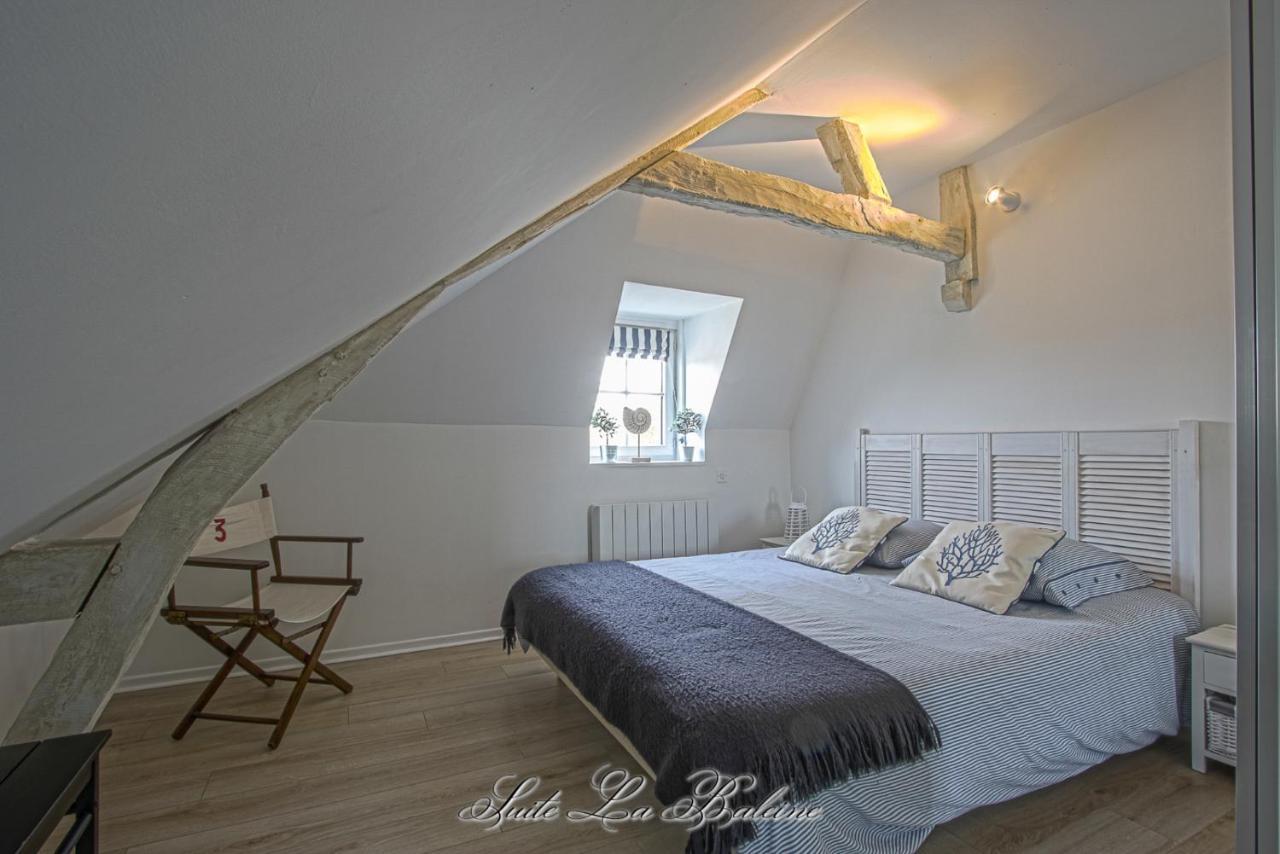 La Venelle Du Bassin Apartment Honfleur Bagian luar foto