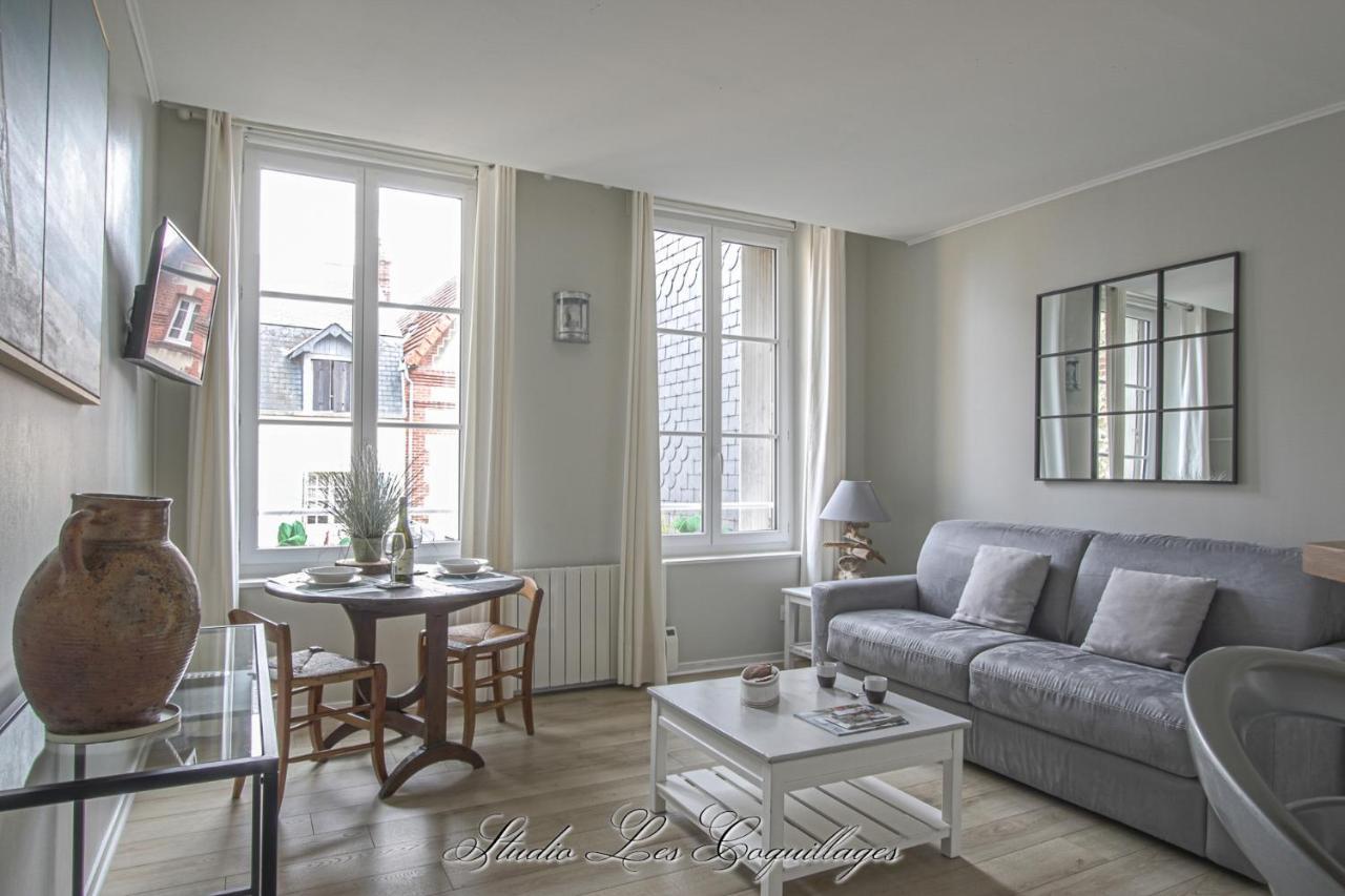 La Venelle Du Bassin Apartment Honfleur Bagian luar foto