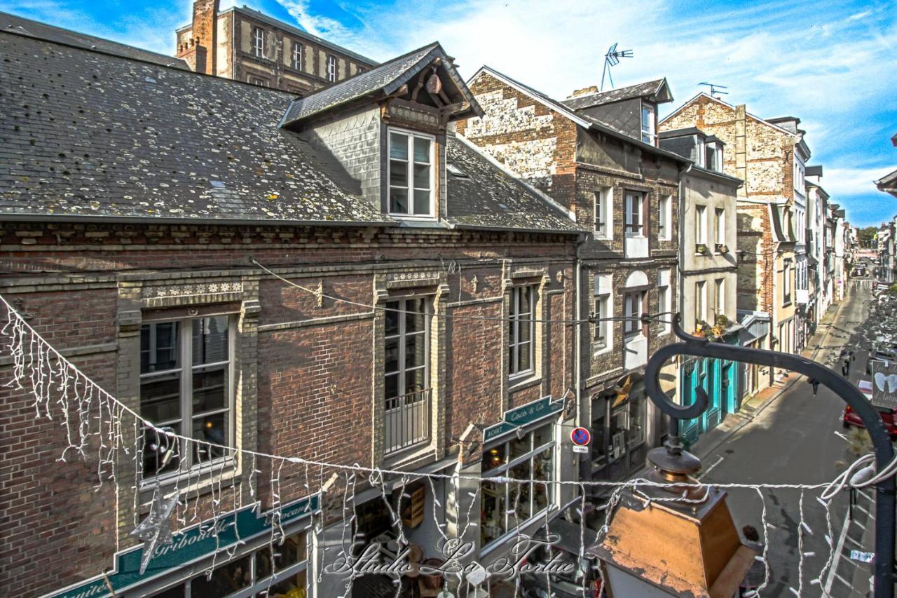 La Venelle Du Bassin Apartment Honfleur Bagian luar foto