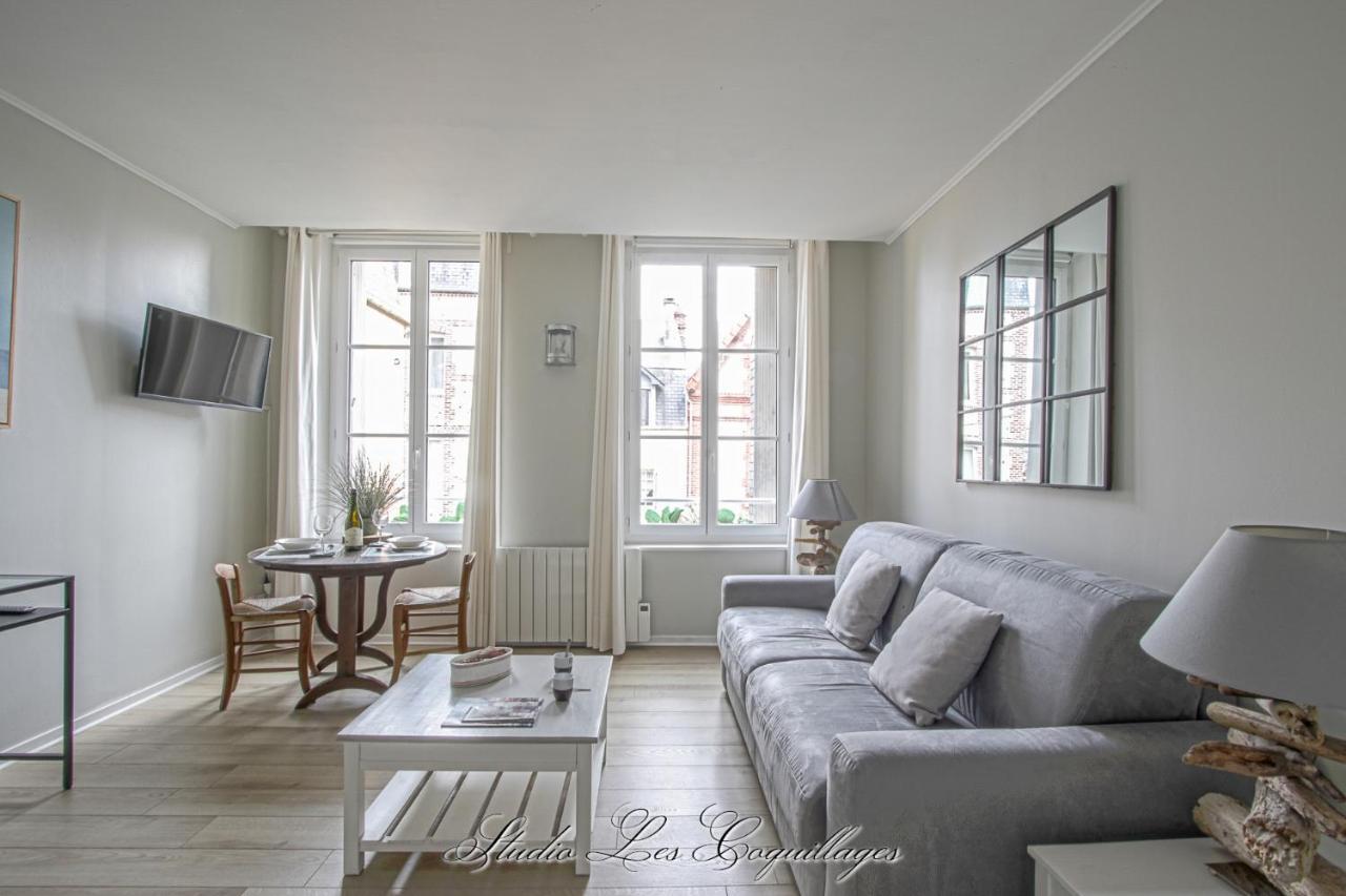 La Venelle Du Bassin Apartment Honfleur Bagian luar foto