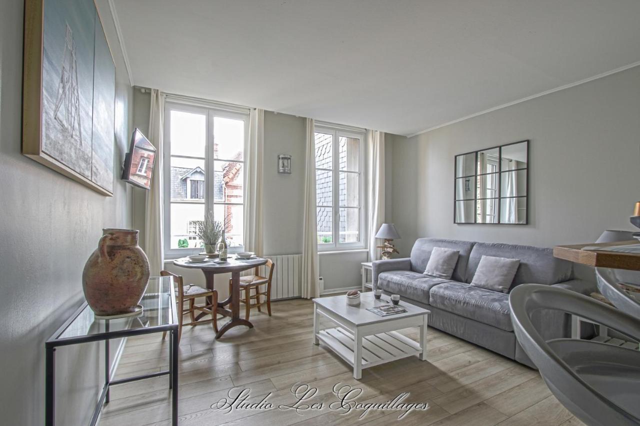 La Venelle Du Bassin Apartment Honfleur Bagian luar foto